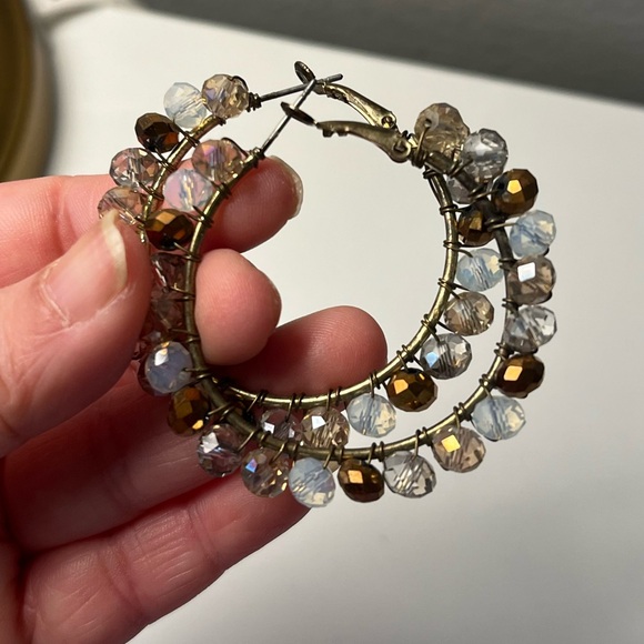 Jewelry - Beaded Hoop Earrings - Faceted Brown & Clear Crystal Accent